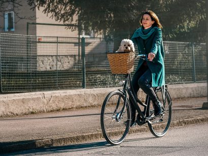 Kako izbrati dobro mestno kolo s pravo opremo